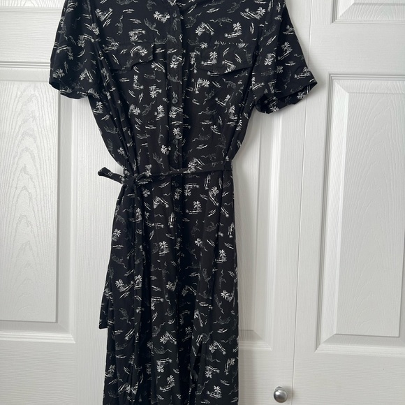 Joe Fresh collarless button up dress - Picture 2 of 10